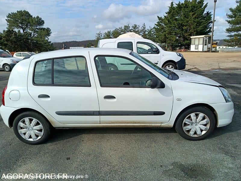Photo Renault Clio  image 3/18