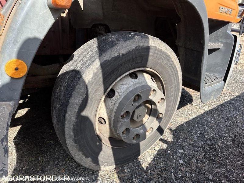 Photo Iveco 120E18  image 22/43