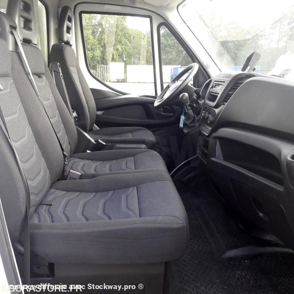 Photo Iveco 35C14  image 11/11