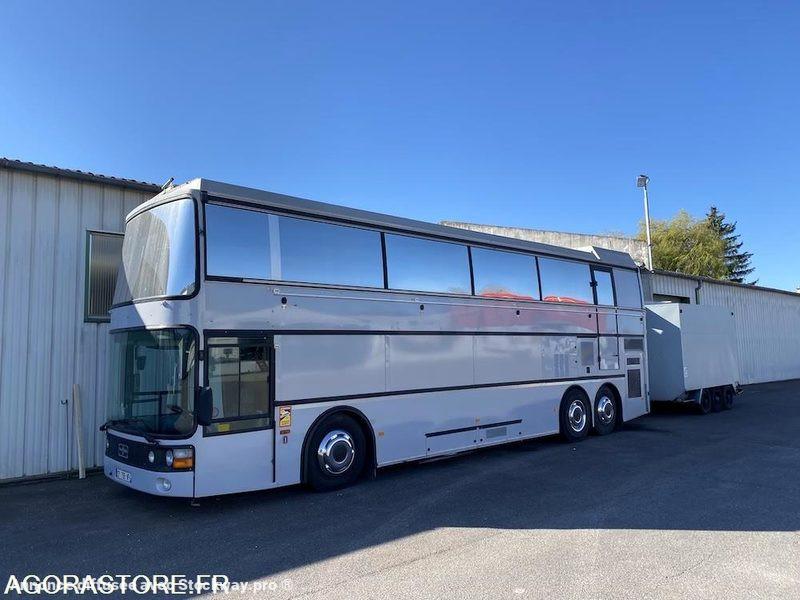 Van Hool 824 