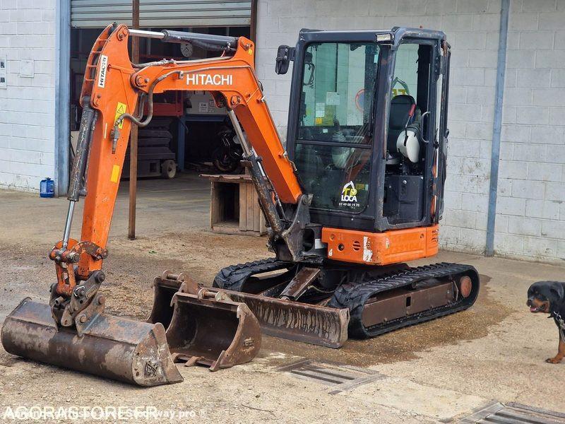 Photo Hitachi ZX26U  image 13/13