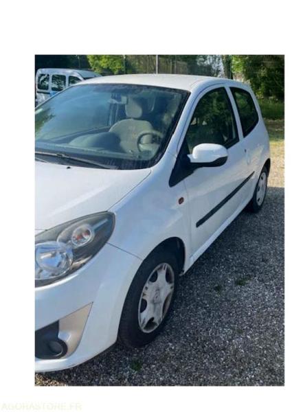 Photo Renault TWINGO 2  image 2/8