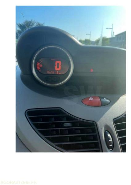 Photo Renault TWINGO 2  image 8/8