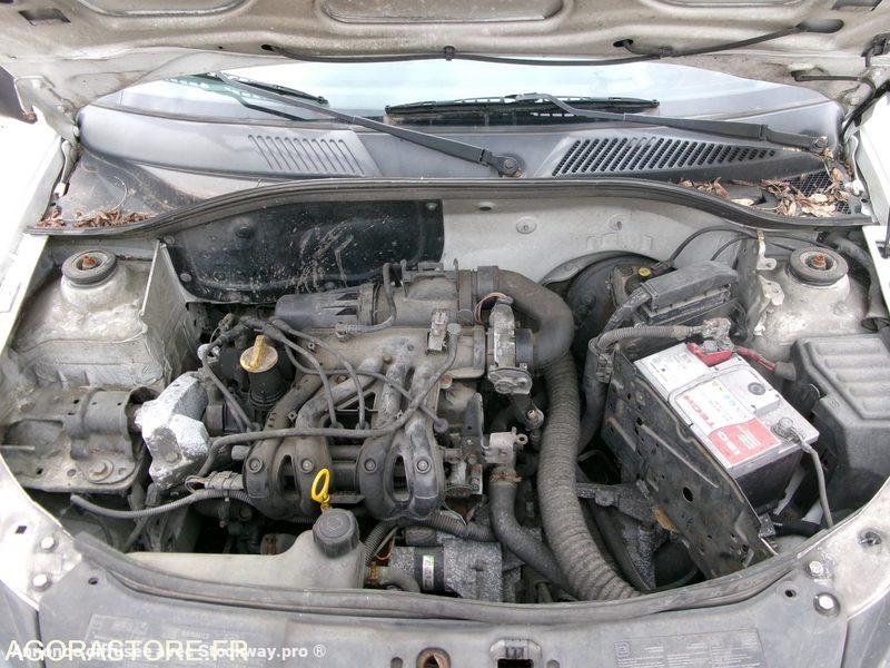 Photo Renault Clio  image 2/10