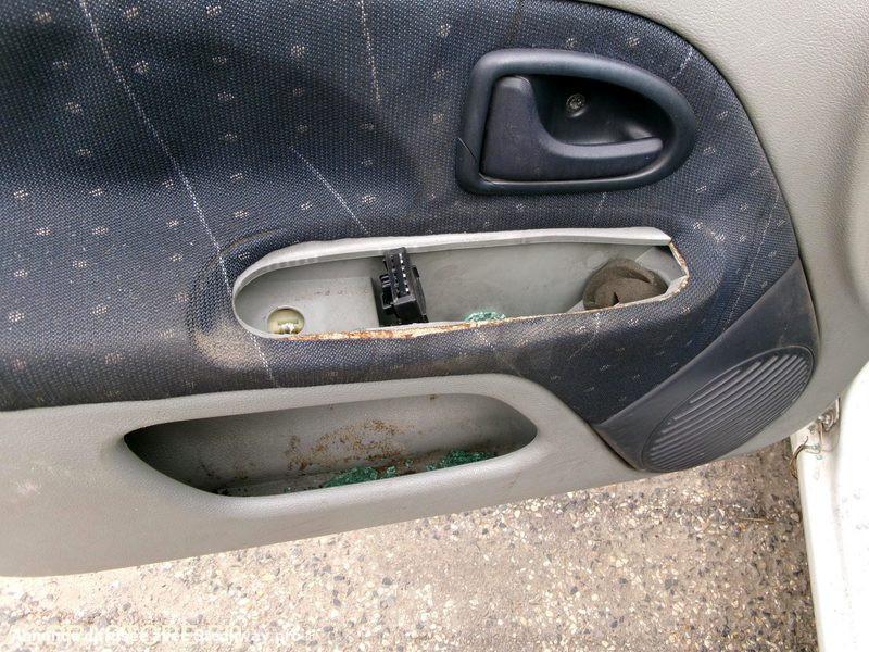 Photo Renault Clio  image 4/10
