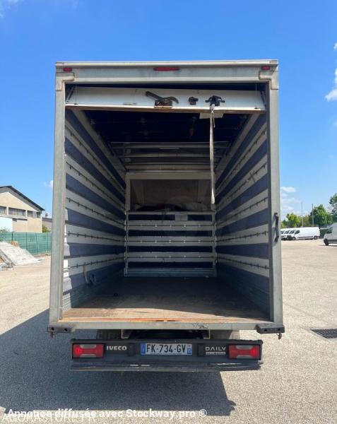 Photo Iveco DAILY 35C FG  image 3/6