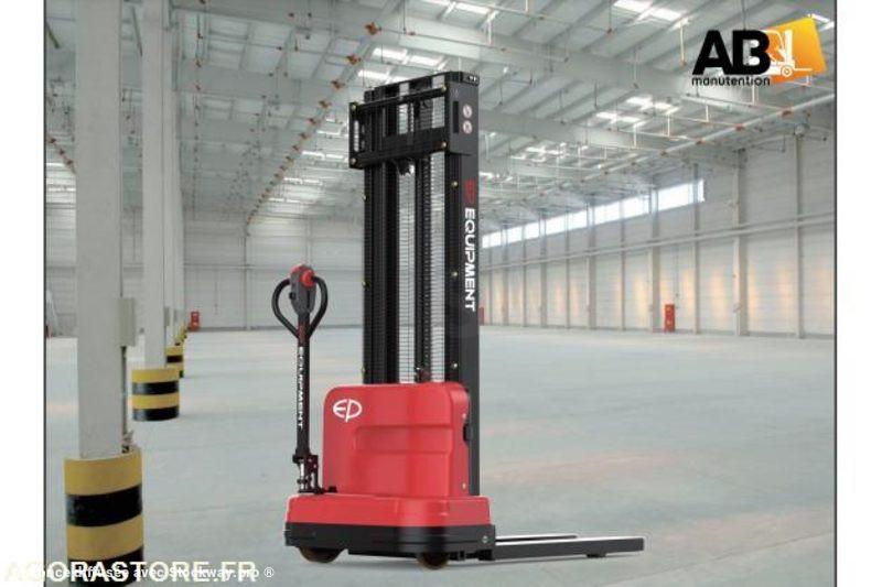 Photo nc   image 1/1