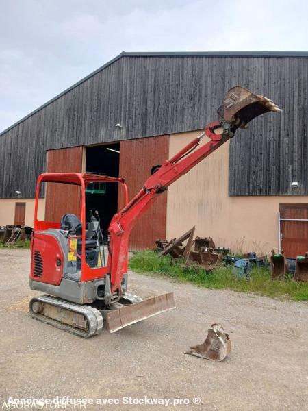 Bobcat E17 