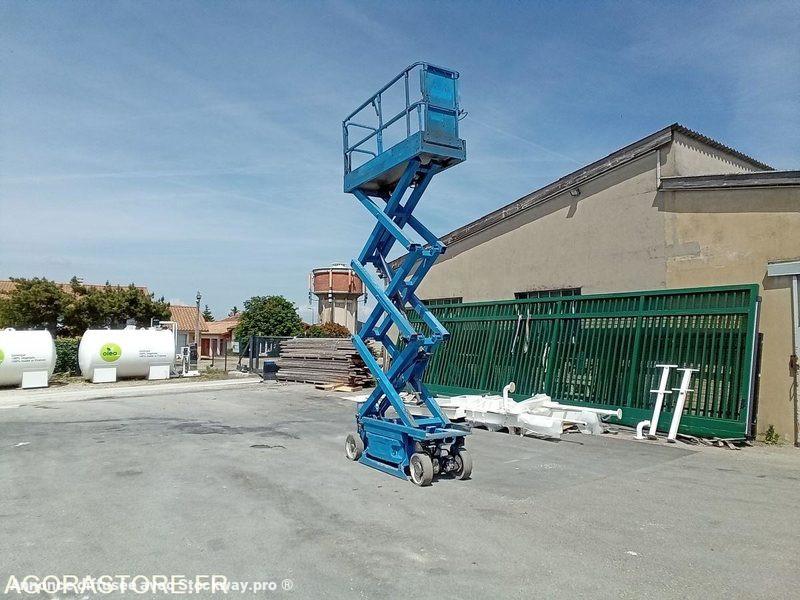 JLG 2030ES 