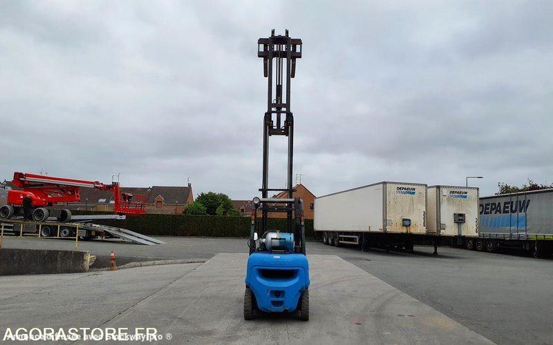 Photo Nissan UD02A25PQ - 3F550  image 17/49