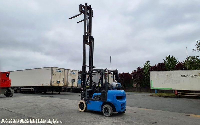 Photo Nissan UD02A25PQ - 3F550  image 21/49