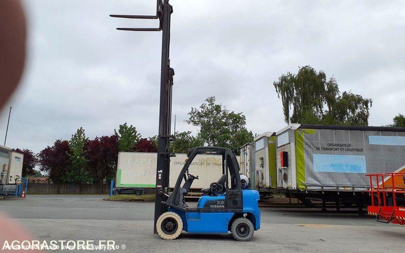 Photo Nissan UD02A25PQ - 3F550  image 25/49