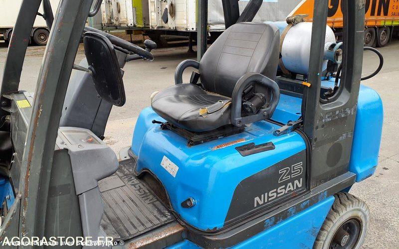 Photo Nissan UD02A25PQ - 3F550  image 38/49