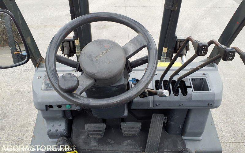 Photo Nissan UD02A25PQ - 3F550  image 39/49