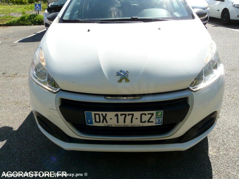 Peugeot 208 208