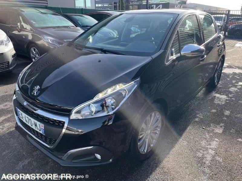 Peugeot 208 208