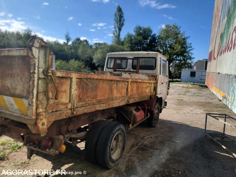 Photo Renault JK JK75 image 4/10