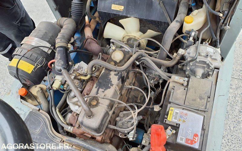 Photo Nissan UD02A25PQ - 3F550  image 16/41