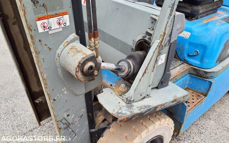 Photo Nissan UD02A25PQ - 3F550  image 19/41