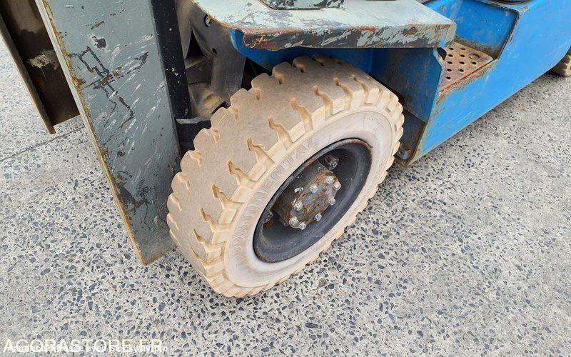 Photo Nissan UD02A25PQ - 3F550  image 20/41