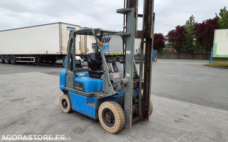 Photo Nissan UD02A25PQ - 3F550  image 26/41