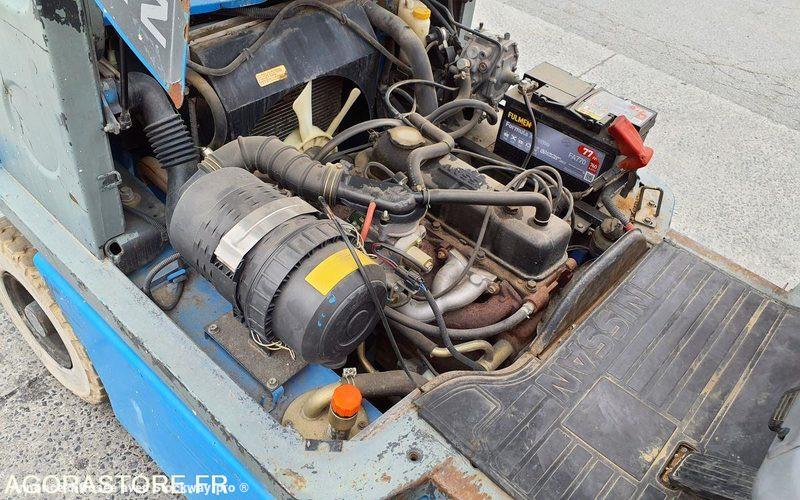 Photo Nissan UD02A25PQ - 3F550  image 31/41