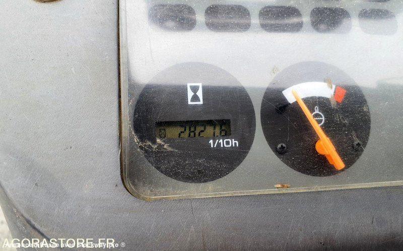Photo Nissan UD02A25PQ - 3F550  image 5/41