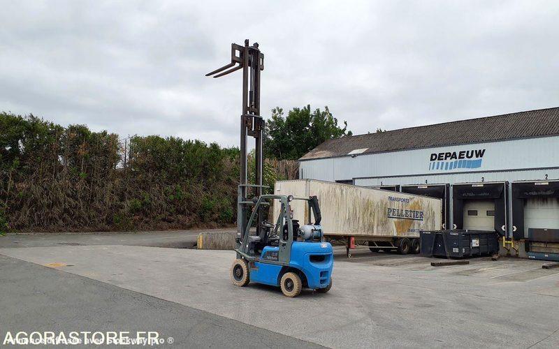 Photo Nissan UD02A25PQ - 3F550  image 8/41