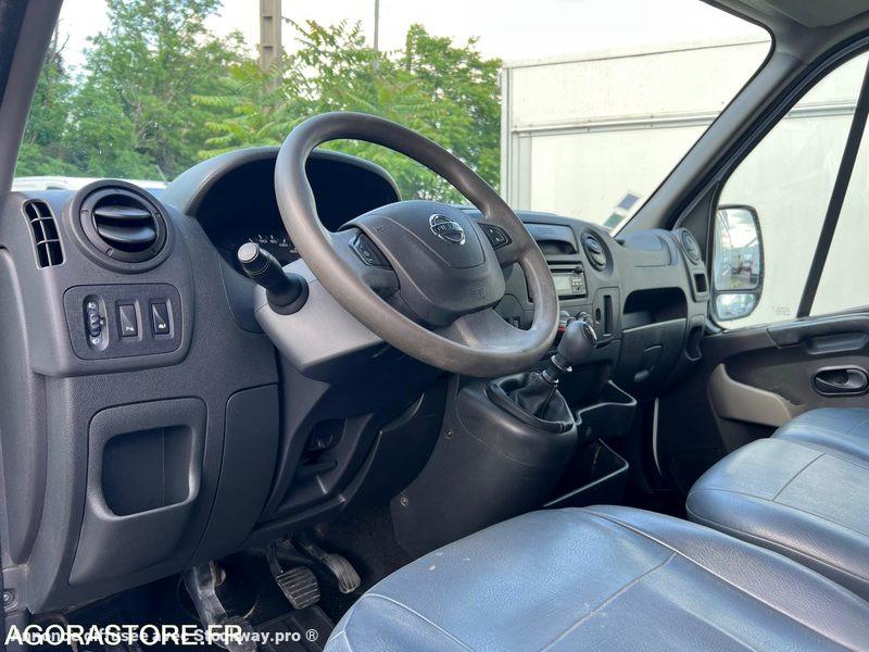 Photo Nissan NV400  image 7/8