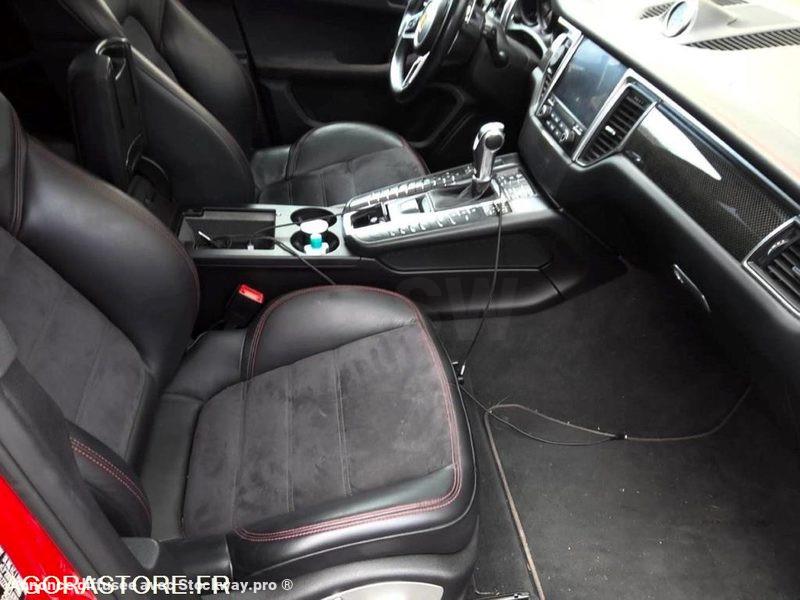 Photo Porsche Macan  image 2/3
