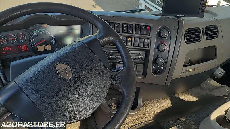 Photo Renault Premium PREMIUM image 8/33