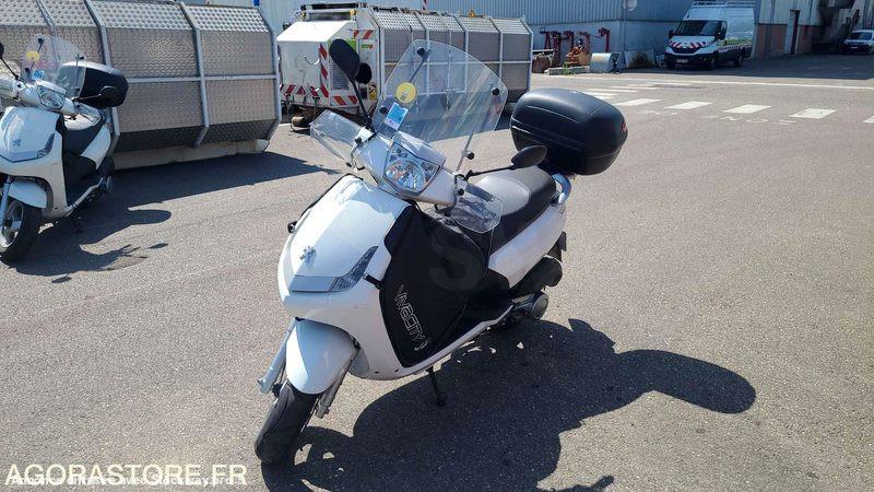 Photo Peugeot VIVA CITY  image 2/16