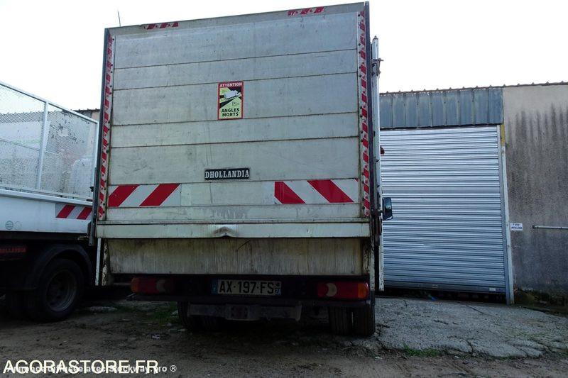 Renault Maxity 