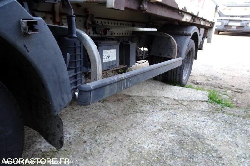 Photo Renault Maxity  image 13/31