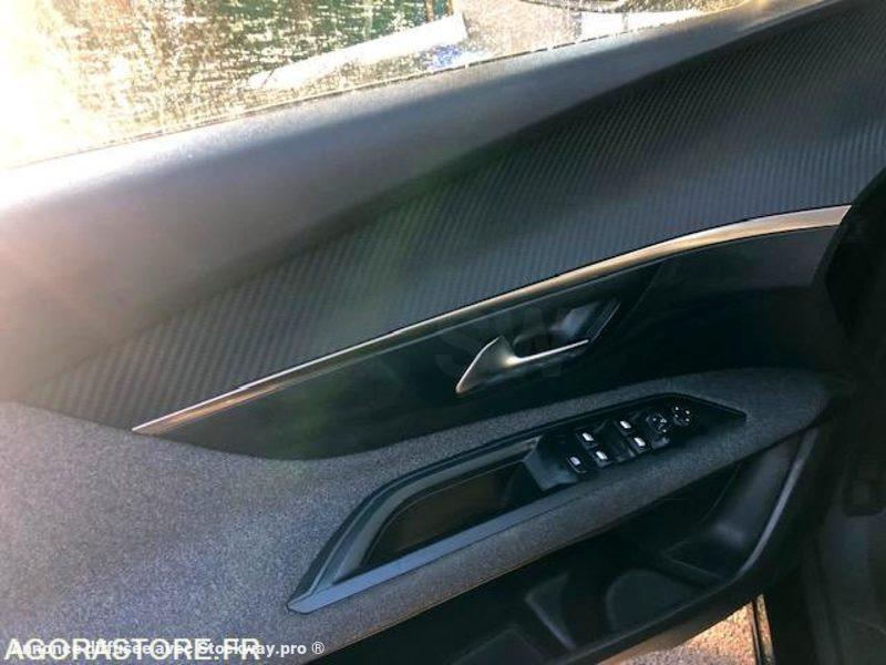 Photo Peugeot 3008 blueHdi 120 S&amp;amp;S ALLURE BUSINESS EAT8 image 11/12