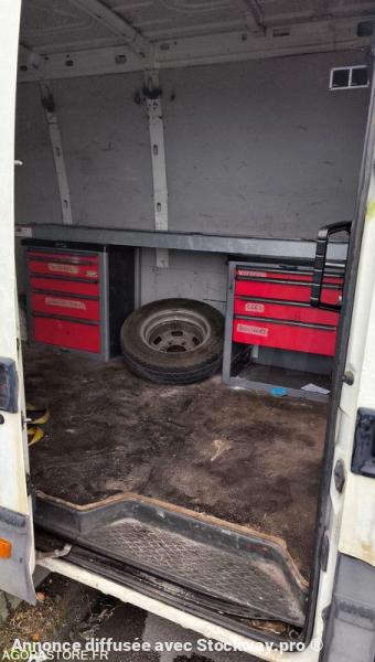 Photo Iveco 35C15  image 10/30