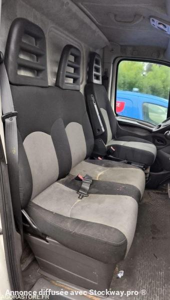 Photo Iveco 35C15  image 12/30