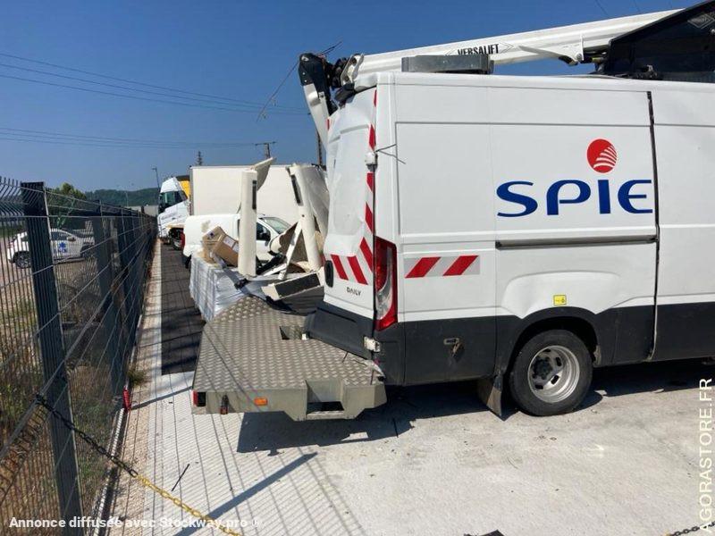 Photo Iveco 50C18  image 11/17