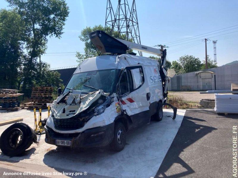 Photo Iveco 50C18  image 2/17