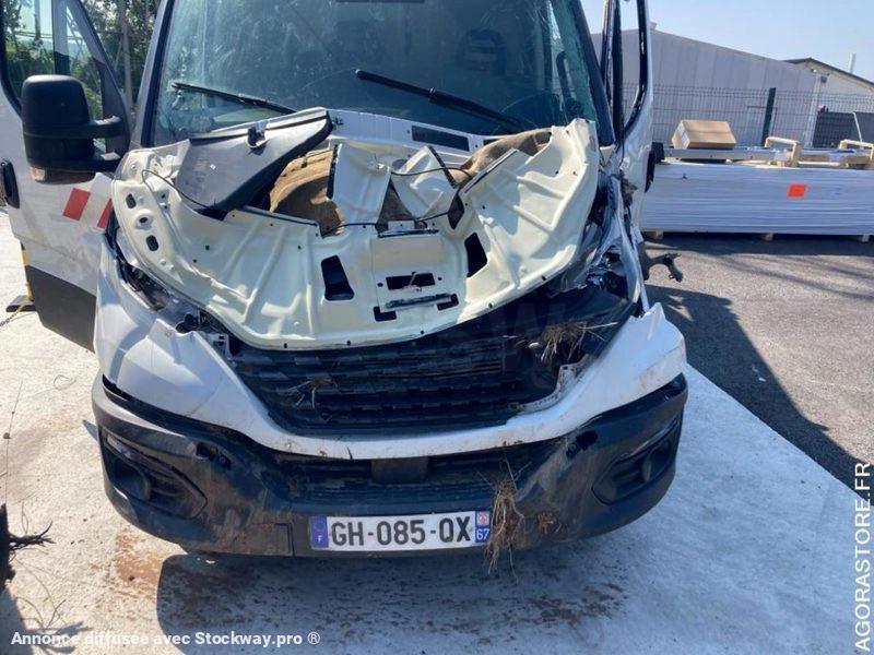 Photo Iveco 50C18  image 4/17