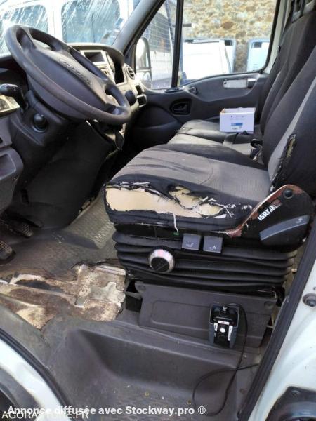 Photo Iveco 35C13  image 13/14