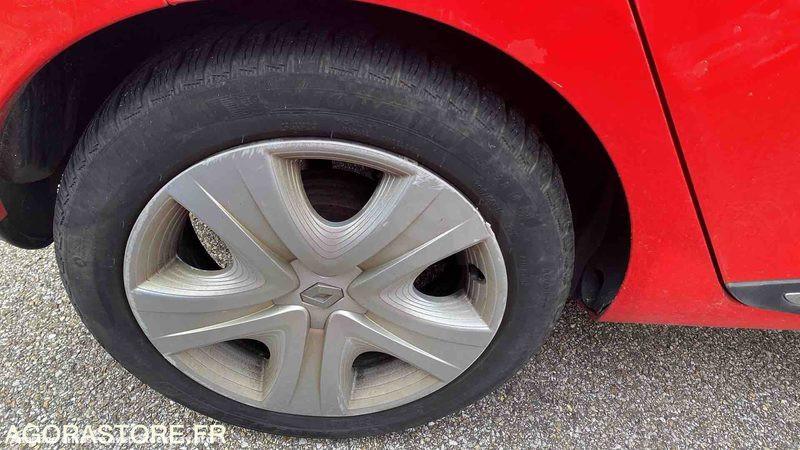 Photo Renault Clio  image 13/29