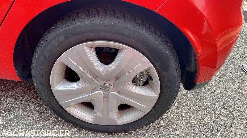 Photo Renault Clio  image 14/29