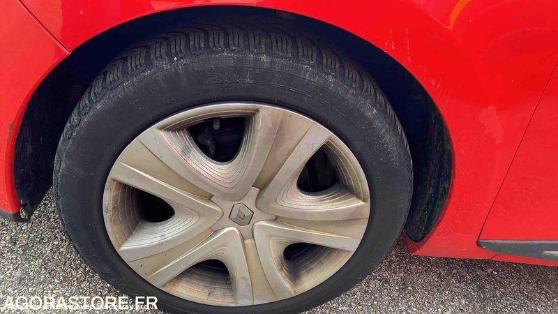 Photo Renault Clio  image 16/29