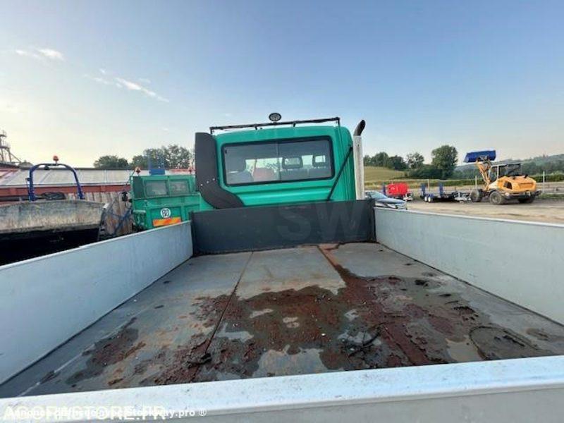 Photo Mercedes U300C  image 5/9