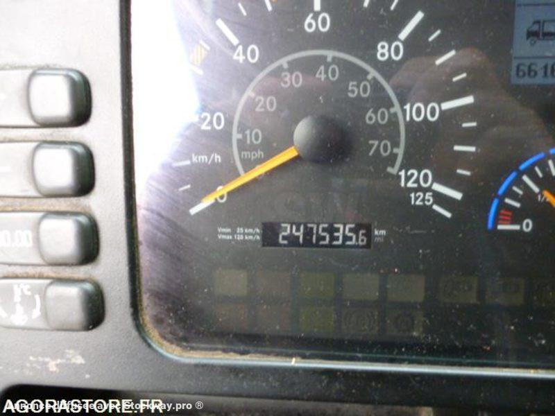 Photo Mercedes 1829  image 15/18