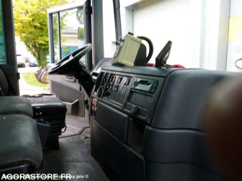 Photo Mercedes 1829  image 18/18