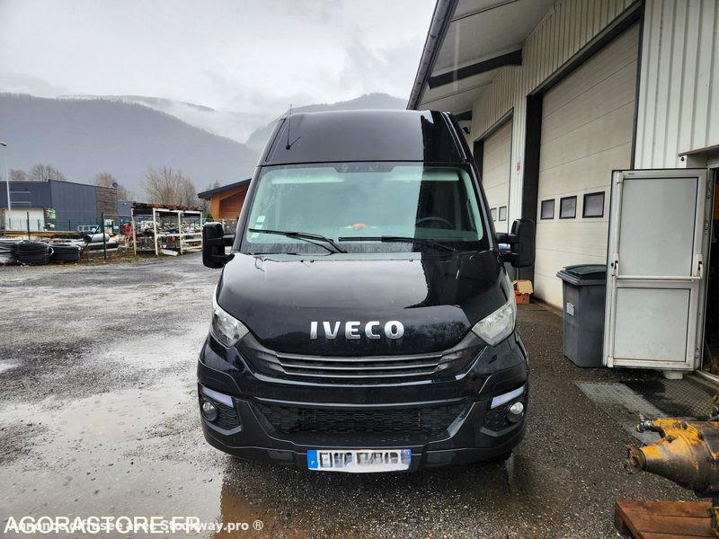 Iveco 35C21 
