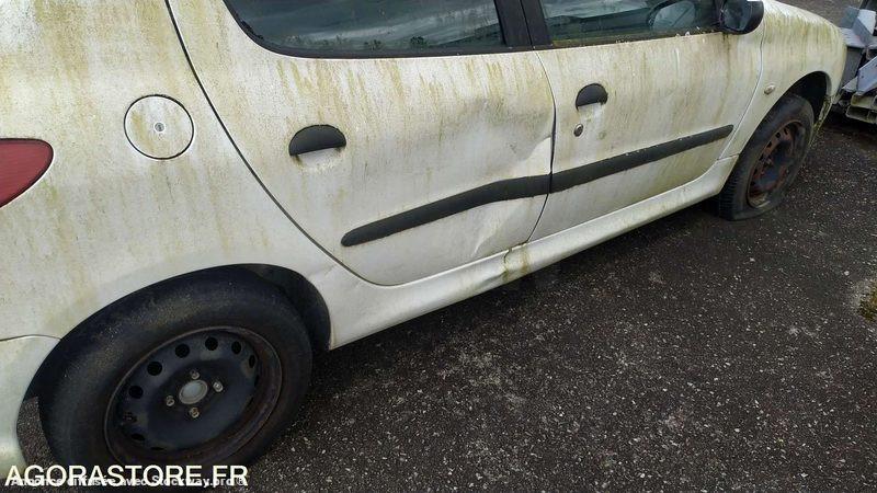 Photo Peugeot 206 206 image 10/15