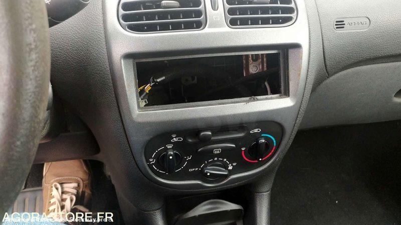 Photo Peugeot 206 206 image 6/15